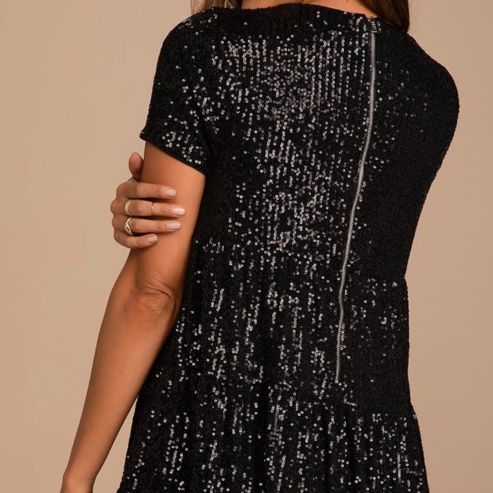 Lulu’s Dress - Picture 4 of 5